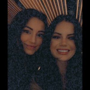 Meet your Posher, Victoria